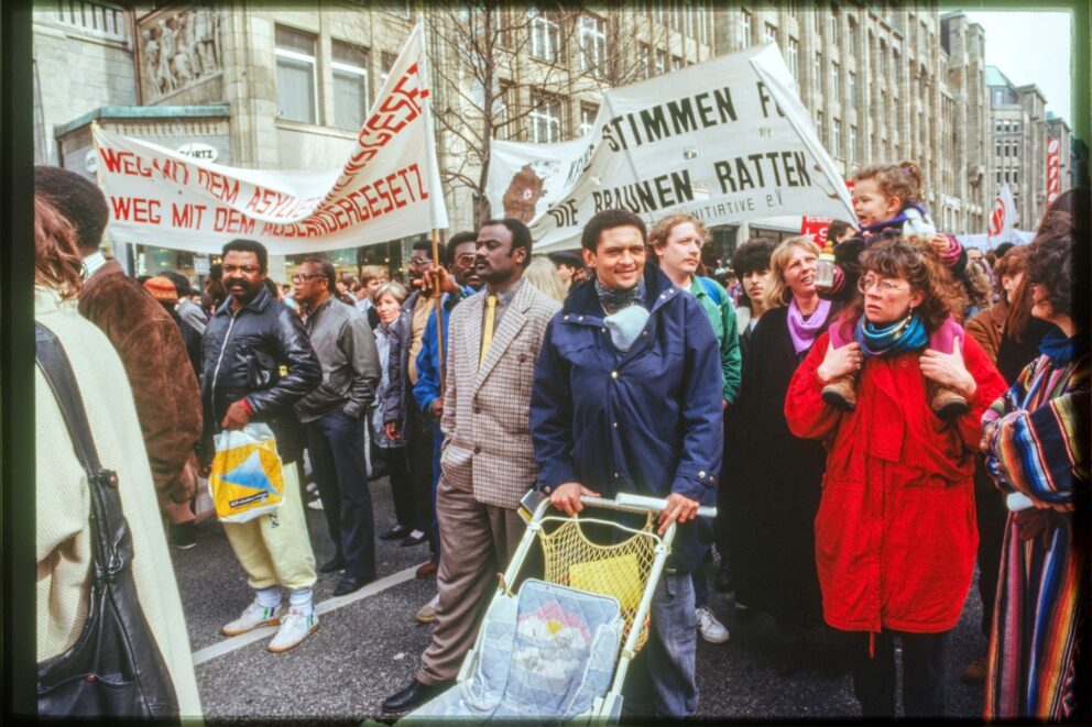 Demonstration gegen den Entwurf des neuen Ausländergesetzes, Hamburg, 31.3.1990
